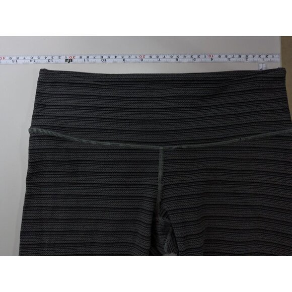 Lululemon‎ Wunder Under Crop II Size 6 Textured Stripe Slate Deep Coal - Picture 6 of 9
